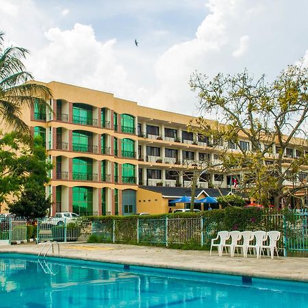 Lake View Resort Hotel Mbarara Luaran gambar