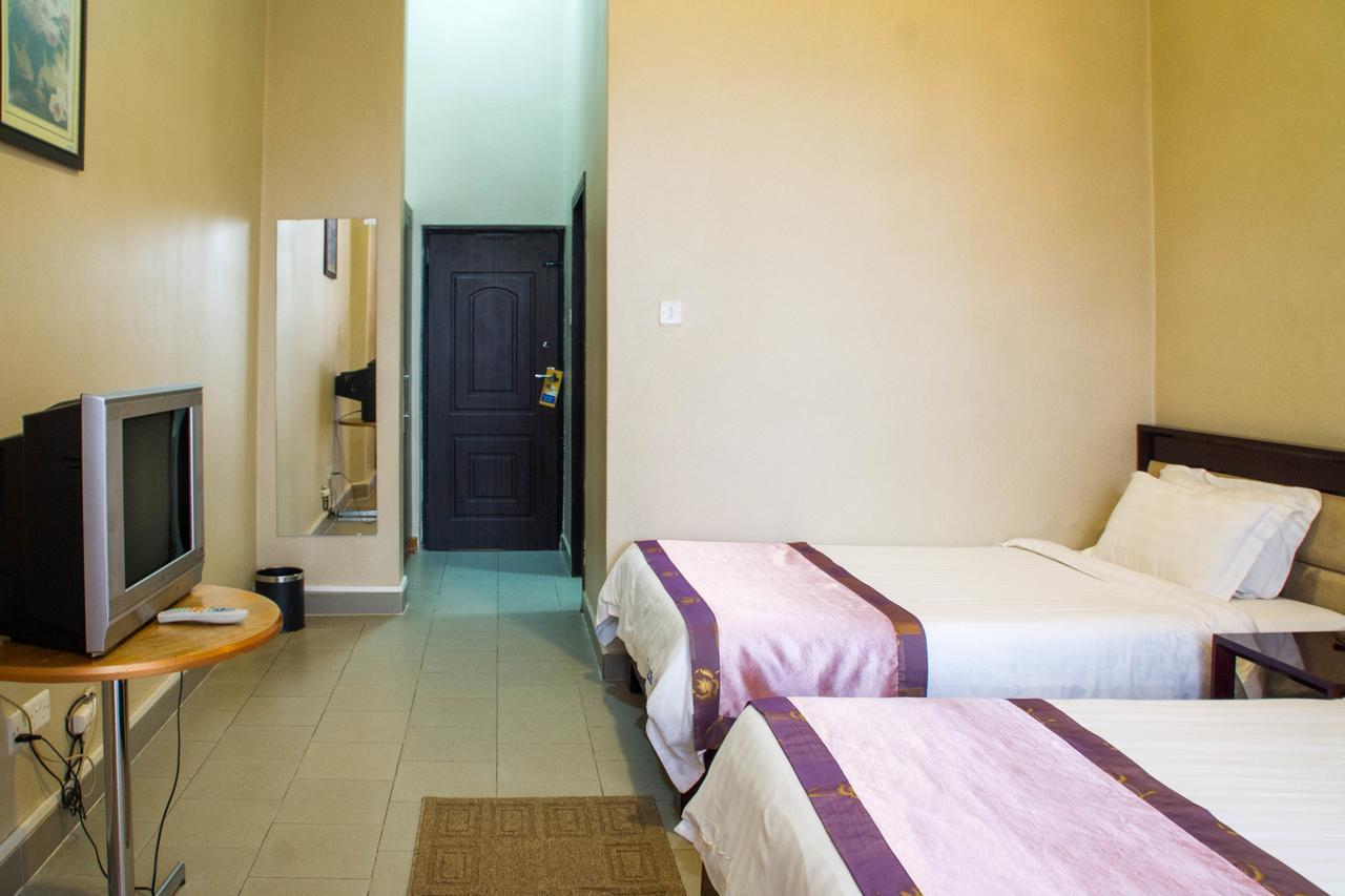 Lake View Resort Hotel Mbarara Luaran gambar